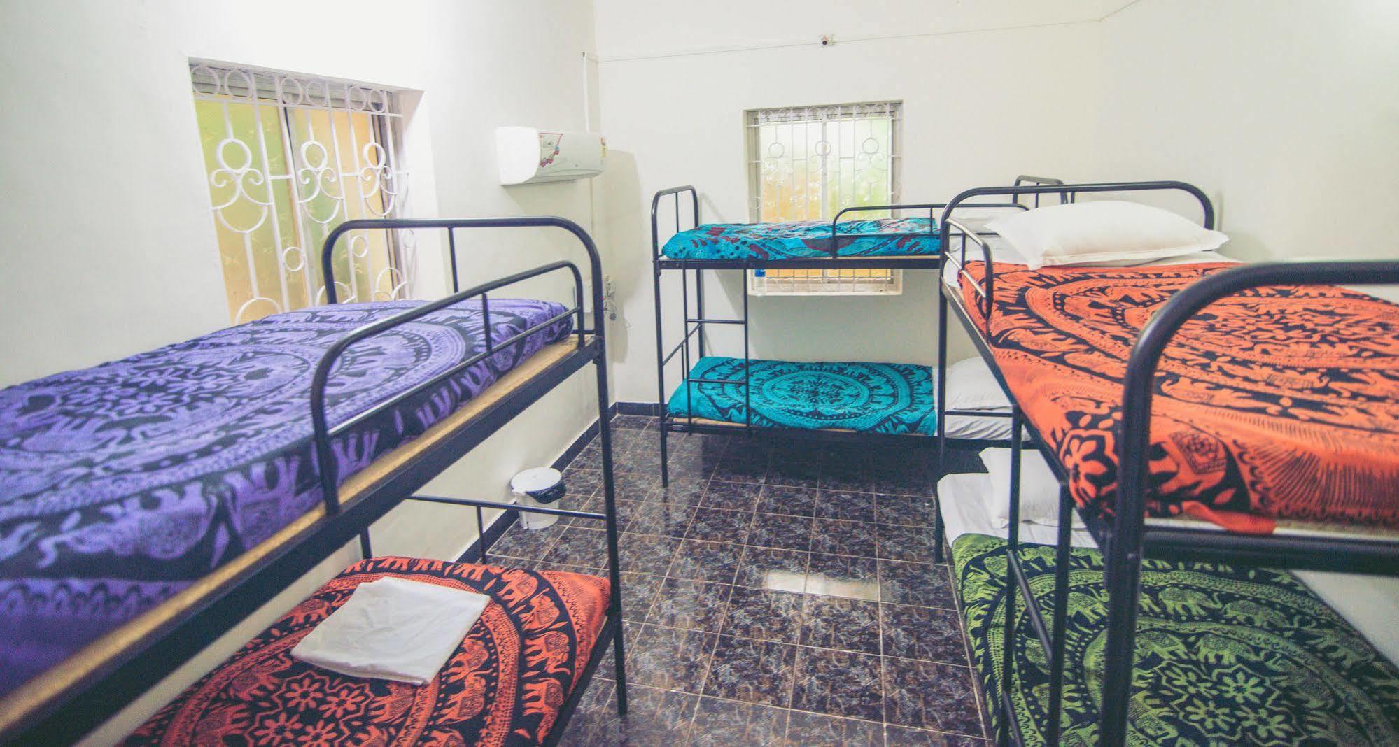 Anjuna By Roadhouse Hostels Goa 外观 照片